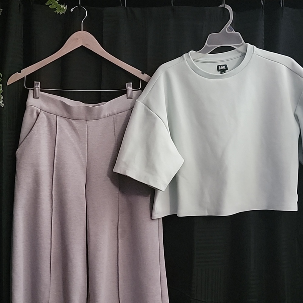 Lee outfit